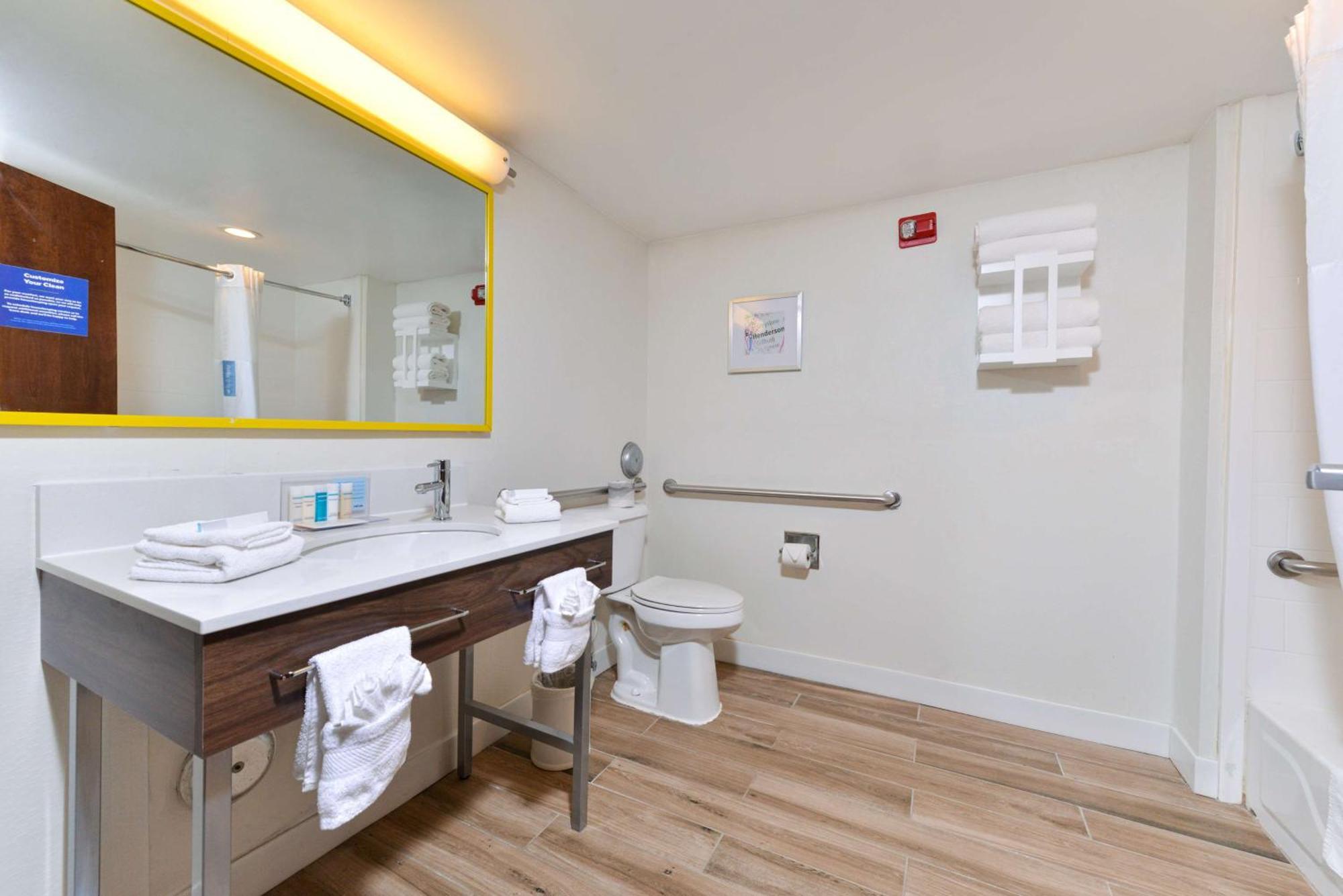 Hampton Inn Henderson Luaran gambar